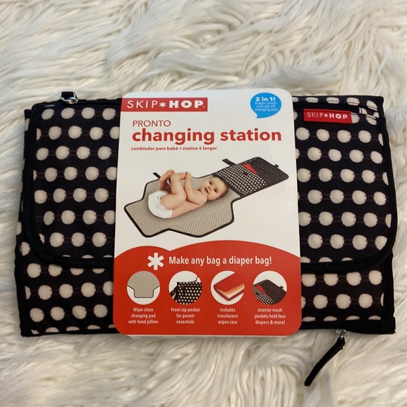 Skip *Hop Changing Station brand new - Picture 5 of 8